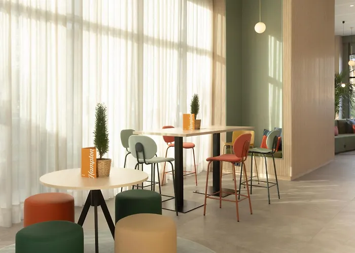 Hampton By Hilton Malaga Martiricos