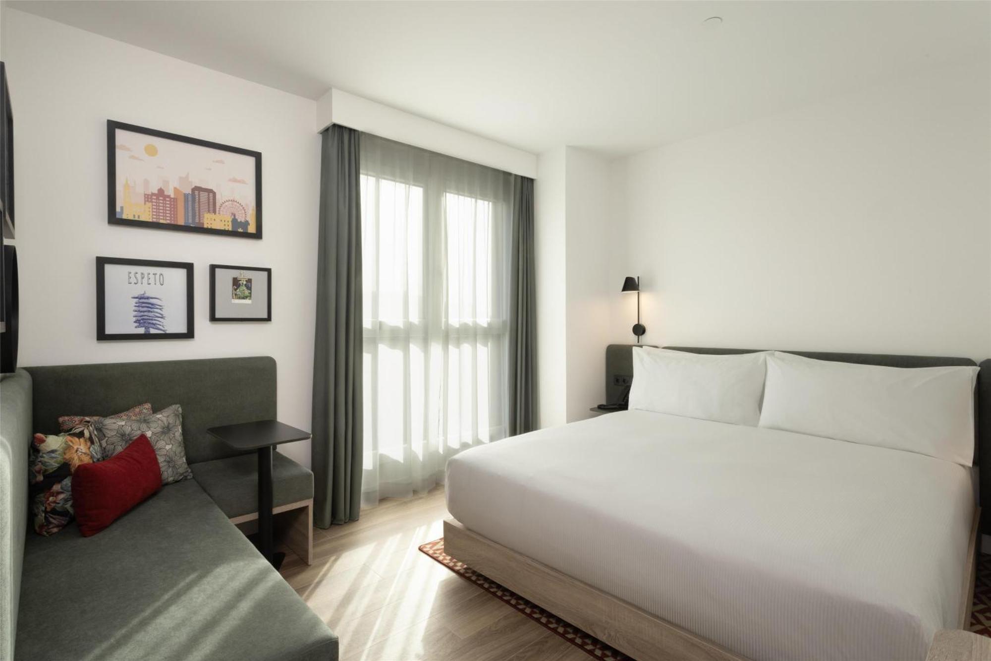 Hampton By Hilton Martiricos 3* Málaga